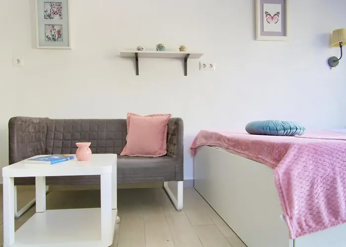 Studio Apartments Kali
